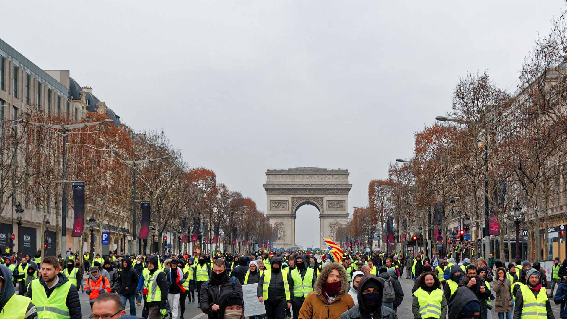 Manifestation des Gilets jaunes à PARIS sur les Champs Elysées  15-dec-2018
